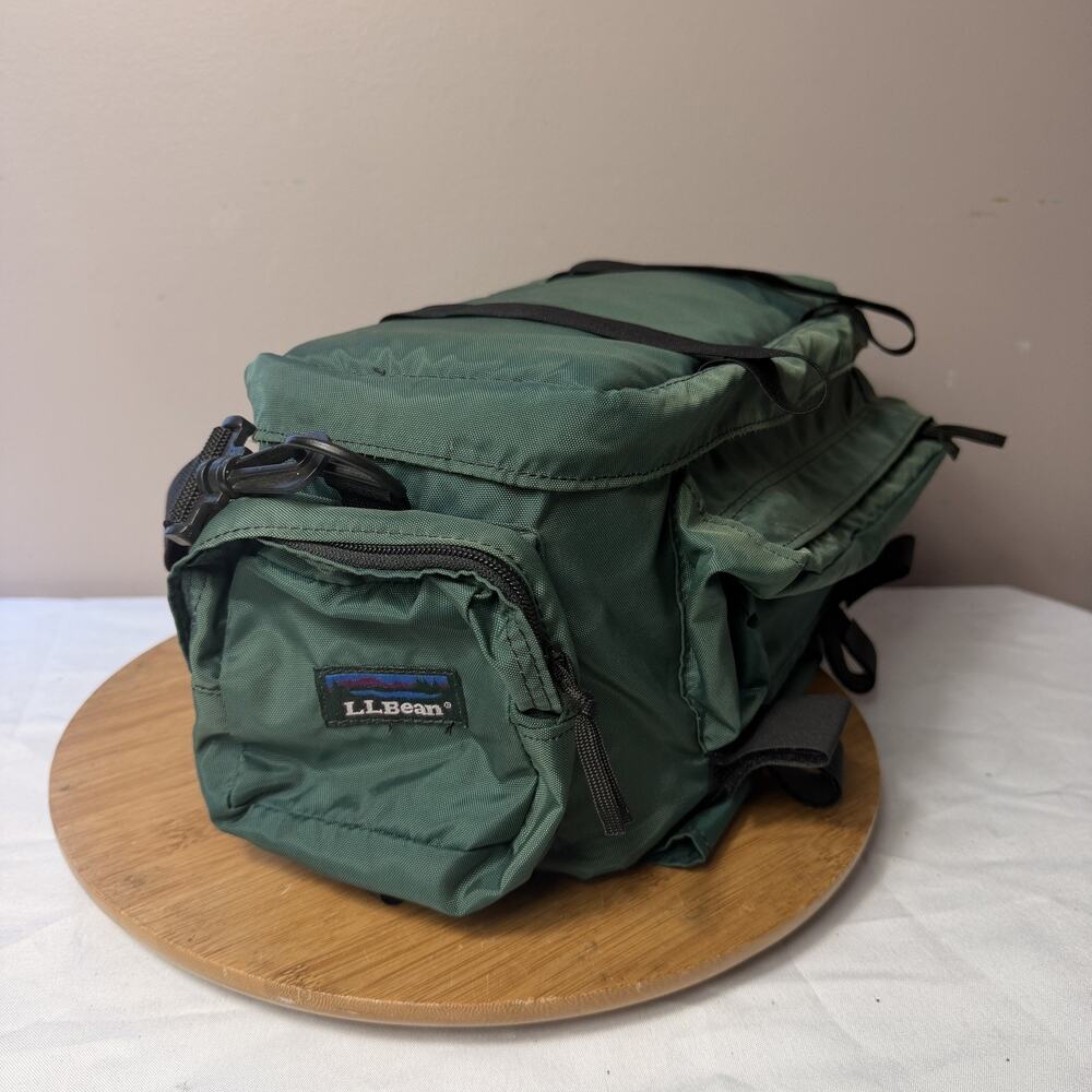 Vintage L.L. Bean Camera Bag Green Nylon Bag Elastic and Hook & Loop Straps